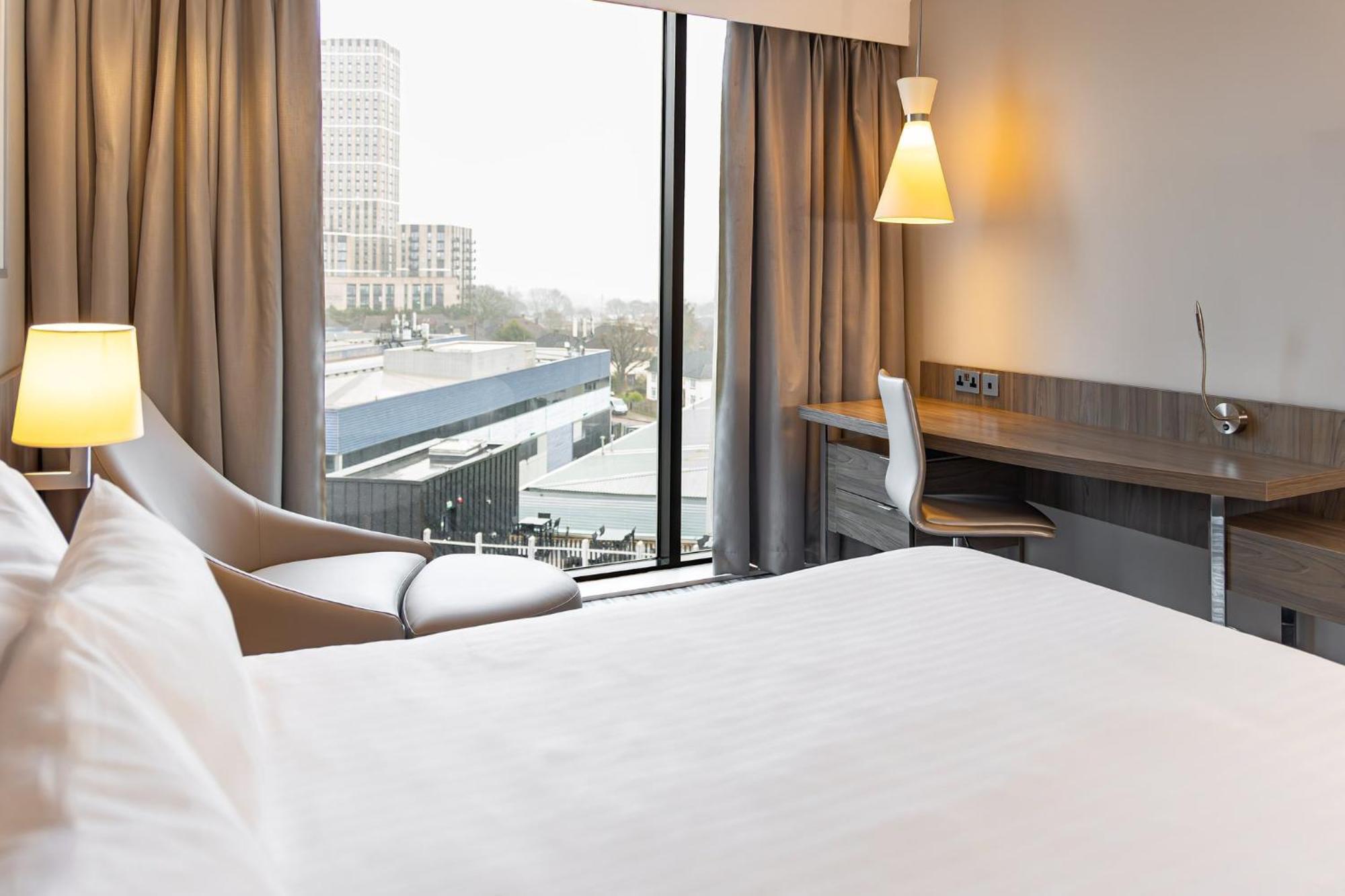 Отель West By Ihg Лондон